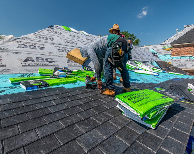 roofers doing their job